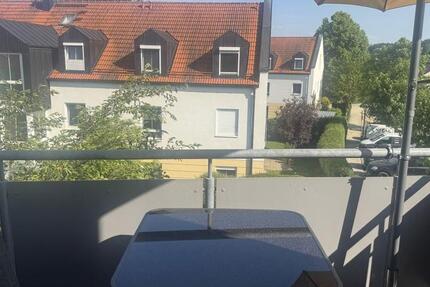 Isen - Gepflegte 3-Zi.-DG-Whg. in ruhiger Siedlungslage