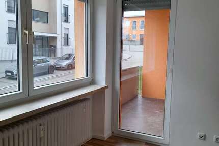 Wohnung Lappersdorf - 3 Zimmer, 65 m&sup2;, 630&euro; | Angebot:27701873