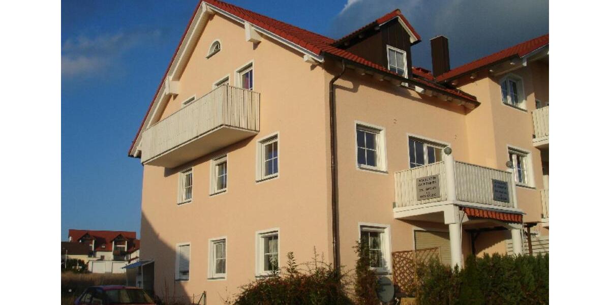 Dachgeschoßwohnung Schkopau - 3 Zimmer, 78 m&sup2;, 540&euro; | Angebot:24727098