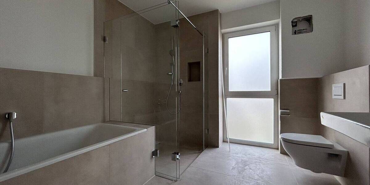 Etagenwohnung Bad Wimpfen - 5 Zimmer, 123 m&sup2;, 1.880&euro; | Angebot:23971641