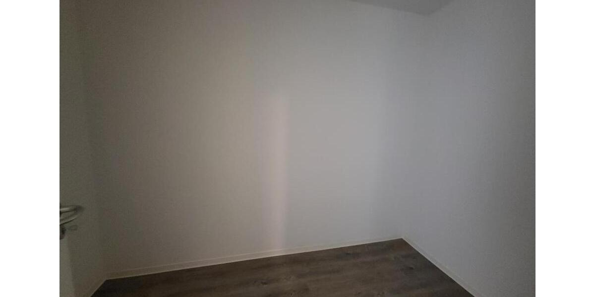 Etagenwohnung Tessin - 2 Zimmer, 60 m&sup2;, 712&euro; | Angebot:25921576