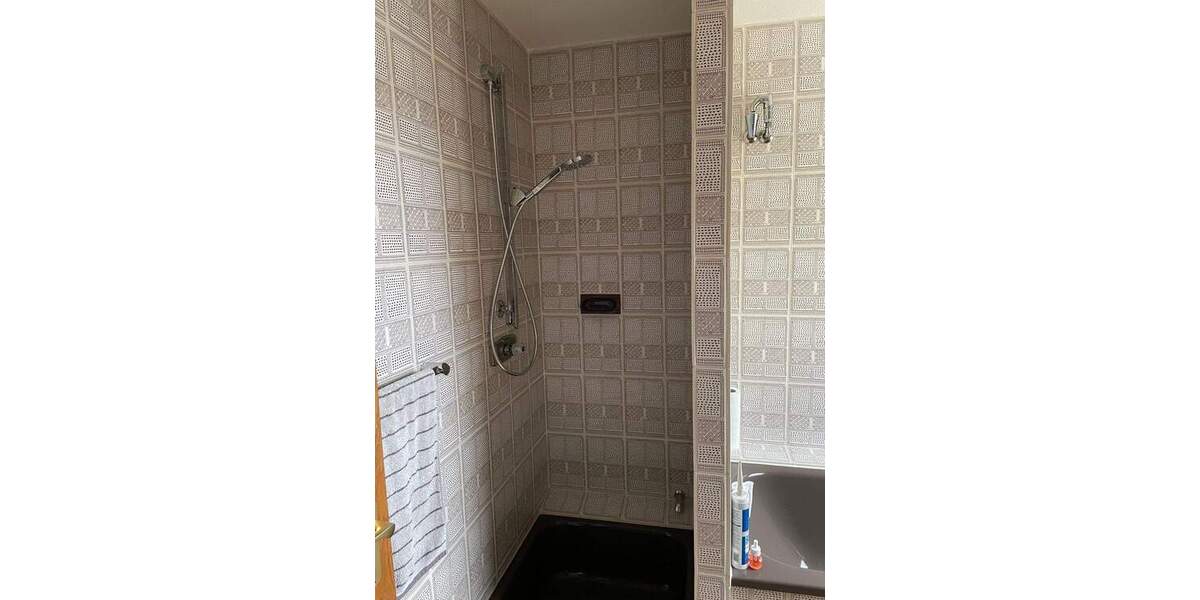 Etagenwohnung Bochum Harpen - 2 Zimmer, 83 m&sup2;, 664&euro; | Angebot:23947430