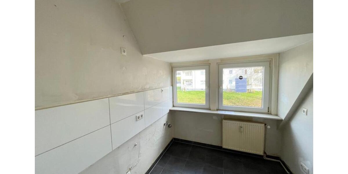 Dachgeschoßwohnung Menden (Sauerland) - 3 Zimmer, 57 m&sup2;, 419&euro; | Angebot:24852323