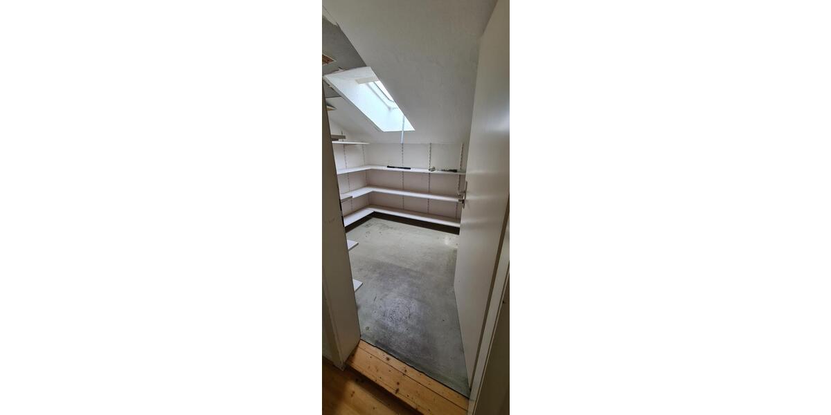 Dachgeschoßwohnung Neustadt an der Weinstraße - 3 Zimmer, 79 m&sup2;, 780&euro; | Angebot:25933721