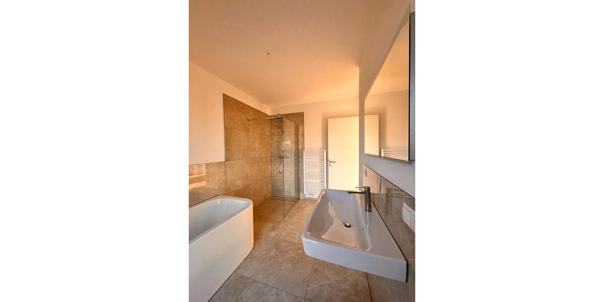 Etagenwohnung Lahnstein - 3 Zimmer, 89 m&sup2;, 1.180&euro; | Angebot:26422425