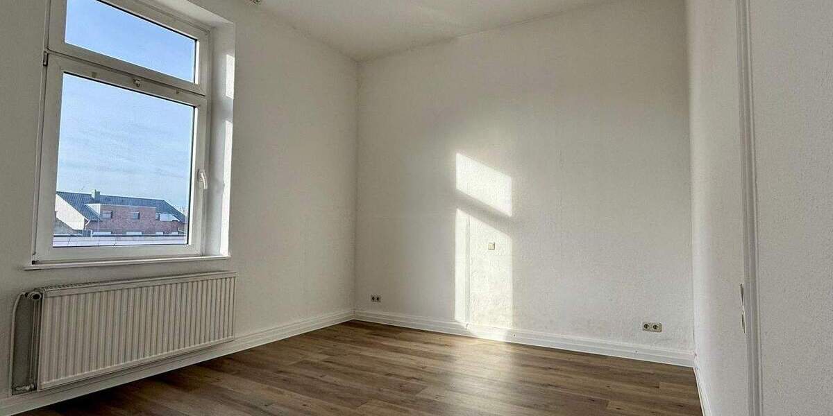 Etagenwohnung Linnich - 3 Zimmer, 81 m&sup2;, 700&euro; | Angebot:24687738