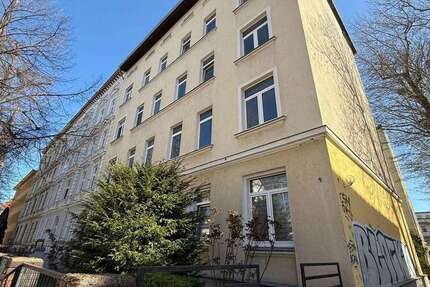 Wohnung zum Mieten in Magdeburg 349 € 33 m² 2 zimmer
