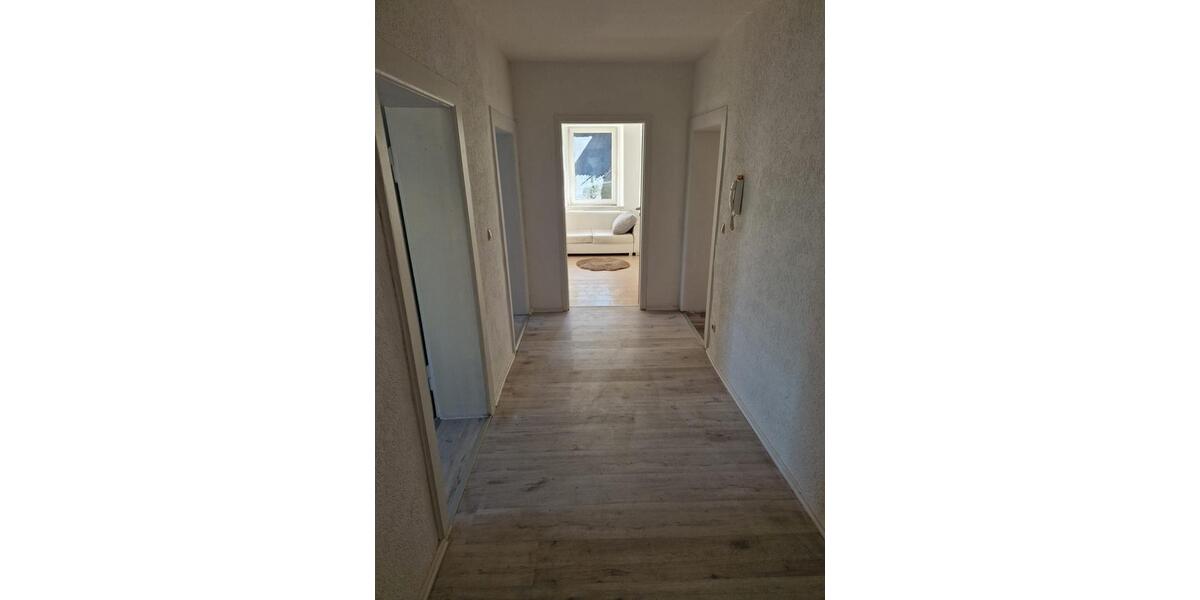 Etagenwohnung Sonneberg - 3 Zimmer, 80 m&sup2;, 800&euro; | Angebot:25800526