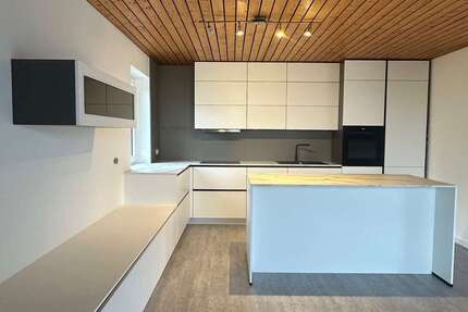 Wohnung zum Mieten in Göttingen 1.944,36 € 176.76 m² 4 zimmer