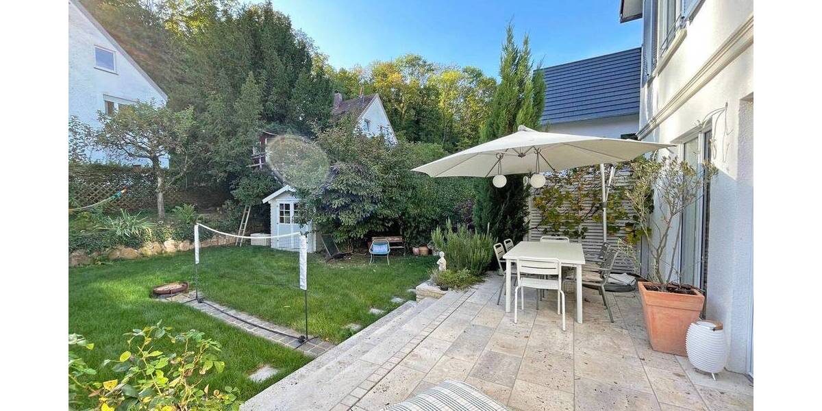 Einfamilienhaus Stuttgart Süd - 5 Zimmer, 215 m&sup2;, 4.500&euro; | Angebot:26779855