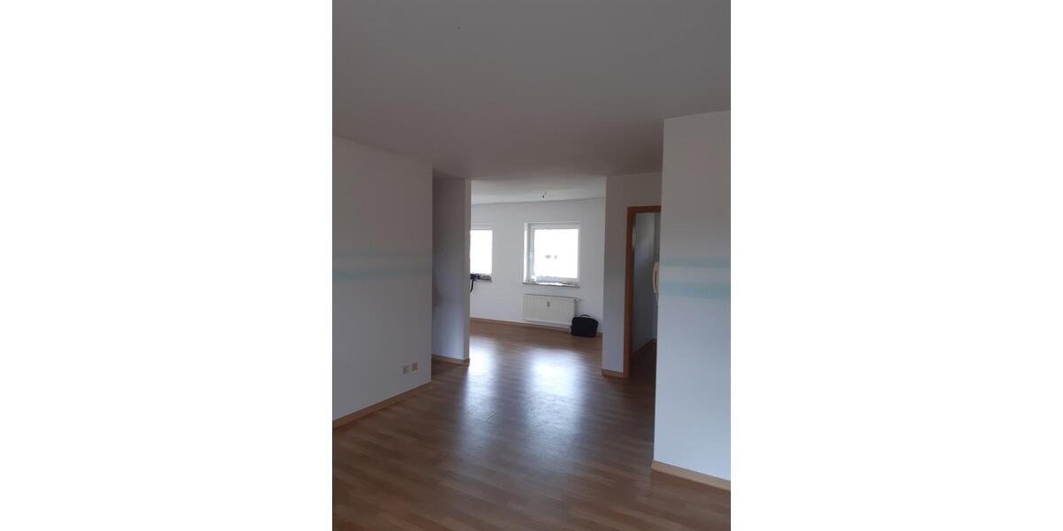 Dachgeschoßwohnung Rochlitz - 3 Zimmer, 70 m&sup2;, 420&euro; | Angebot:13979716