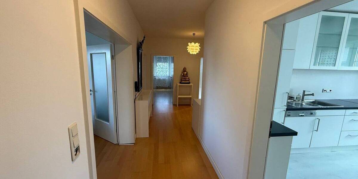 Etagenwohnung Kitzingen Etwashausen - 2 Zimmer, 140 m&sup2;, 1.200&euro; | Angebot:26290891
