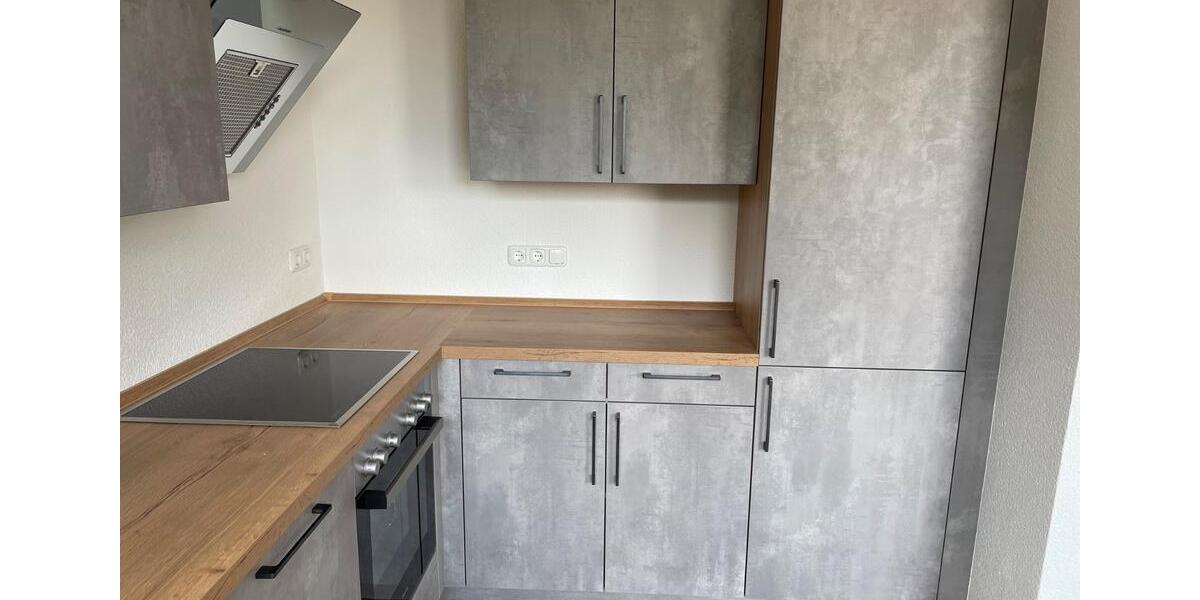 Etagenwohnung Meerane - 4 Zimmer, 127 m&sup2;, 998&euro; | Angebot:26165287