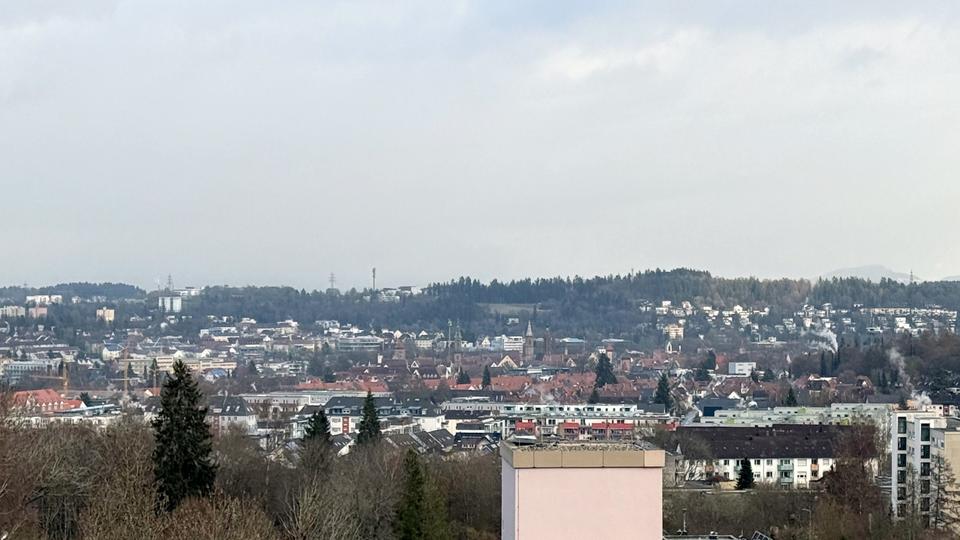 Einfamilienhaus Villingen-Schwenningen Schwenningen - 2.5 Zimmer, 87 m&sup2;, 1.200&euro; | Angebot:25993645