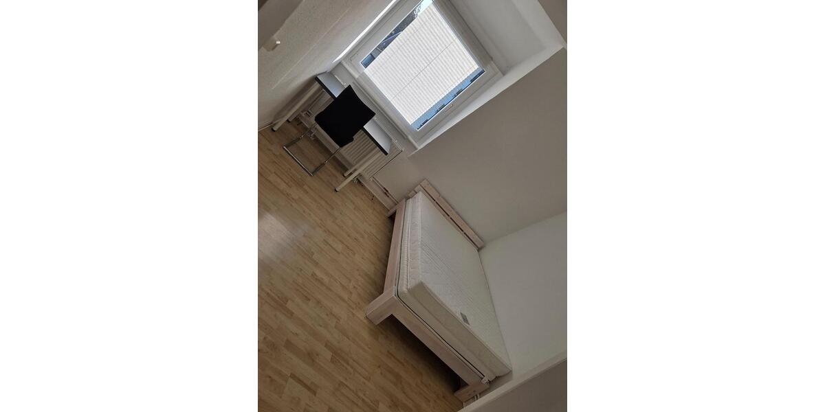 Wohnen auf Zeit Bremen Hemelingen - 14 Zimmer, 75 m&sup2;, 450&euro; | Angebot:26227947
