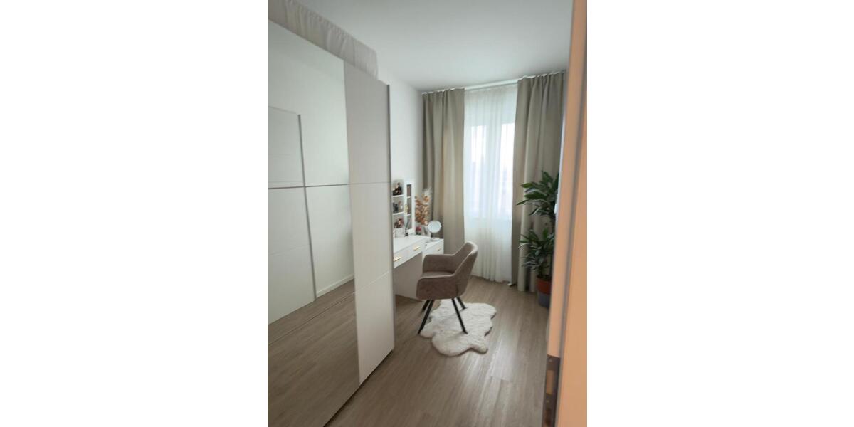 Etagenwohnung Bergheim - 3 Zimmer, 70 m&sup2;, 1.020&euro; | Angebot:24977020