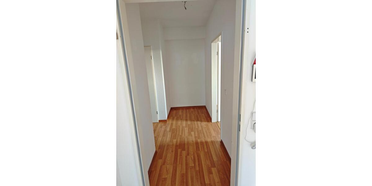 Dachgeschoßwohnung Torgau - 3 Zimmer, 68 m&sup2;, 440&euro; | Angebot:24626558