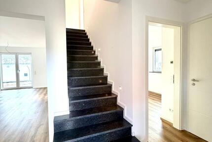 5 ZIMMER DOPPELHAUSHÄLFTE 155QM2 ERSTBEZUG IN NIEDERENSE 5 zimmer