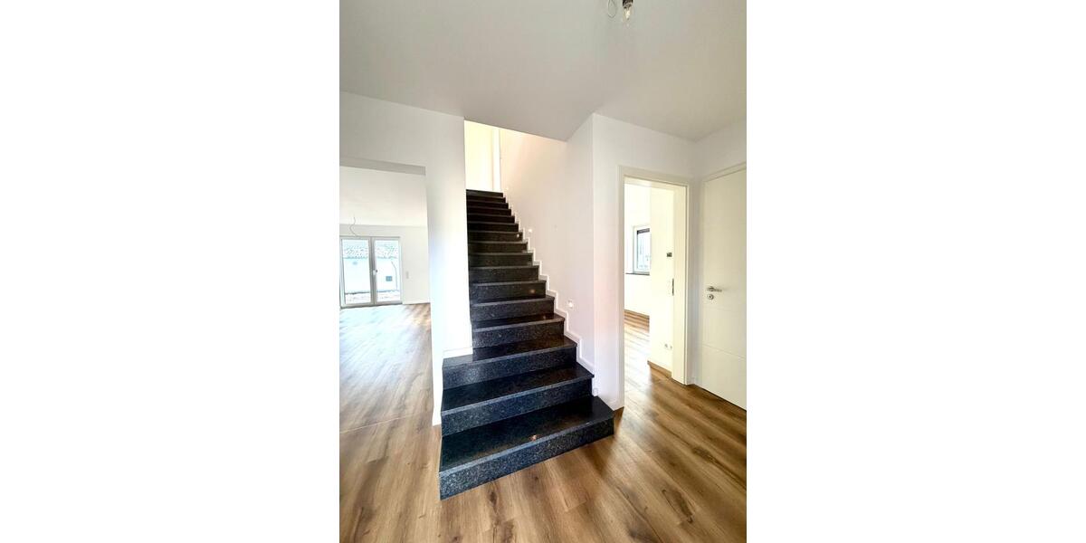 5 ZIMMER LINKE DOPPELHAUSHÄLFTE 155QM2 ERSTBEZUG IN NIEDERENSE 5 zimmer