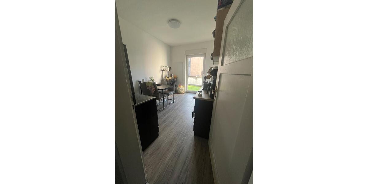 Etagenwohnung Würzburg - 1 Zimmer, 14 m&sup2;, 636&euro; | Angebot:25516171