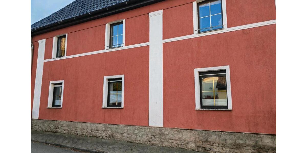 Erdgeschoßwohnung Eckartsberga - 2 Zimmer, 40 m&sup2;, 350&euro; | Angebot:25841039