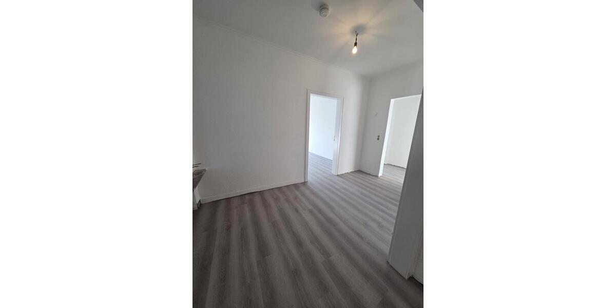 Erdgeschoßwohnung Löhne - 4 Zimmer, 111 m&sup2;, 1.350&euro; | Angebot:26294639