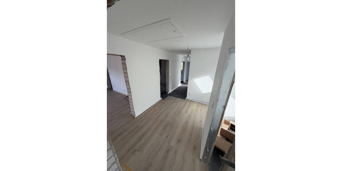 Etagenwohnung Achim Baden - 4 Zimmer, 110 m&sup2;, 1.300&euro; | Angebot:26176422