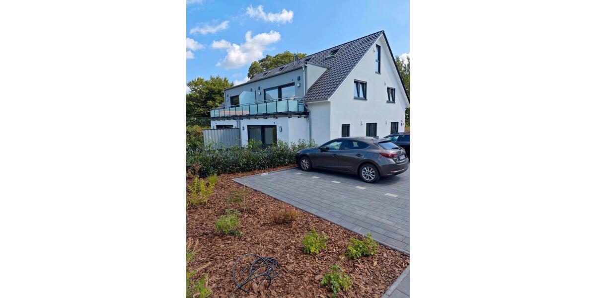 Erdgeschoßwohnung Hude (Oldenburg) - 3 Zimmer, 96 m&sup2;, 1.250&euro; | Angebot:26702143