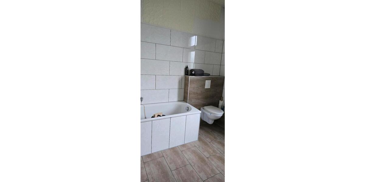 Etagenwohnung Duisburg Duisburg-Mitte - 3 Zimmer, 87 m&sup2;, 850&euro; | Angebot:26618889