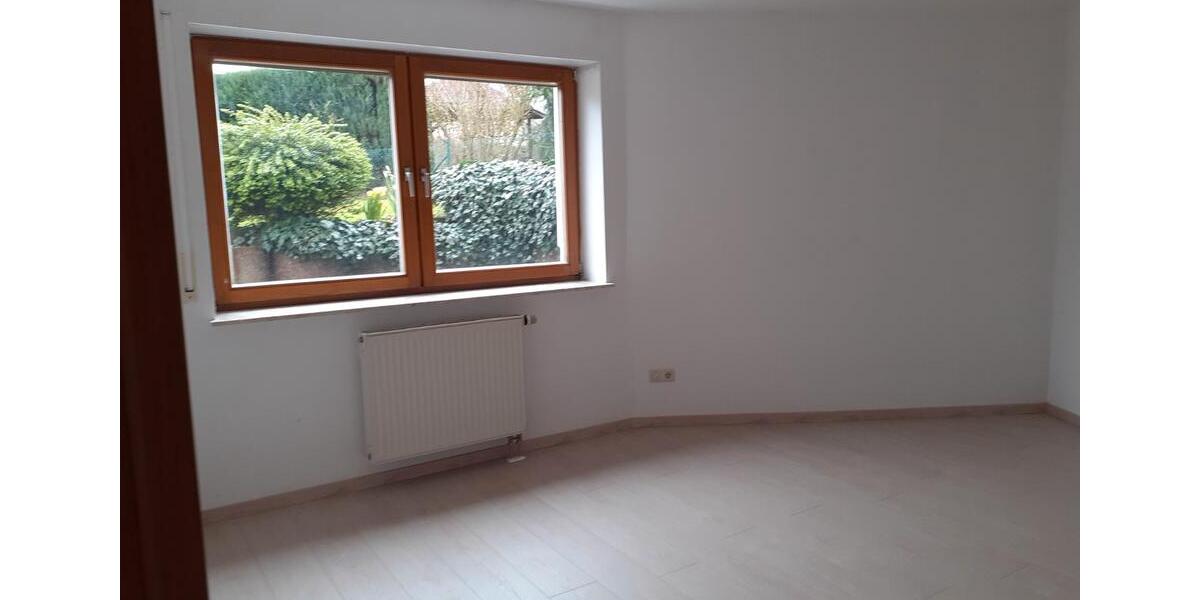 Etagenwohnung Ringgau - 3 Zimmer, 93 m&sup2;, 450&euro; | Angebot:26033423