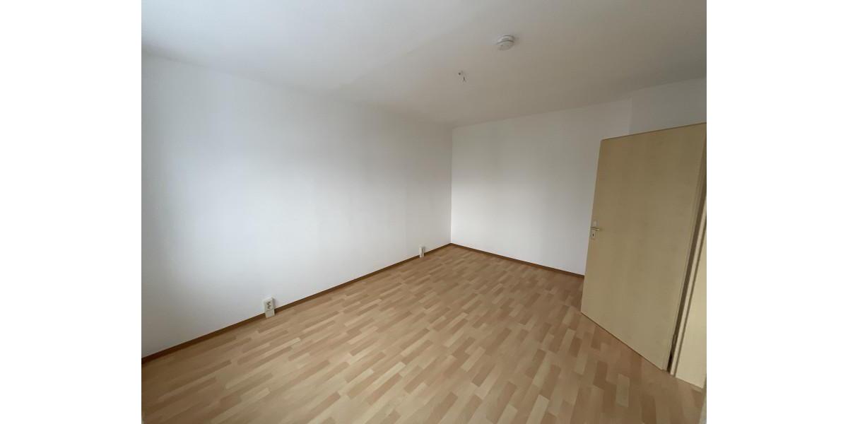 Etagenwohnung Suhl Aue 1 - 2 Zimmer, 47 m&sup2;, 330&euro; | Angebot:26181170