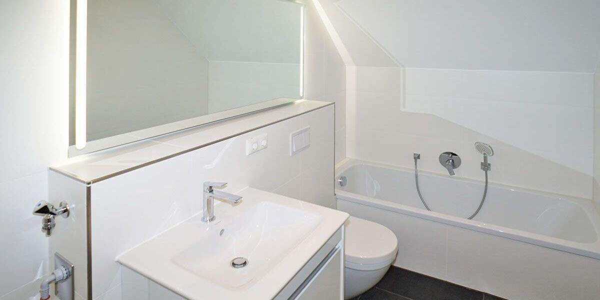 Etagenwohnung Freital / Saalhausen Saalhausen - 4 Zimmer, 122 m&sup2;, 1.250&euro; | Angebot:25689325