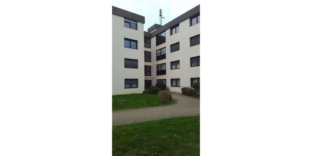 Etagenwohnung Bergheim Ahe - 4 Zimmer, 100 m&sup2;, 965&euro; | Angebot:21349311