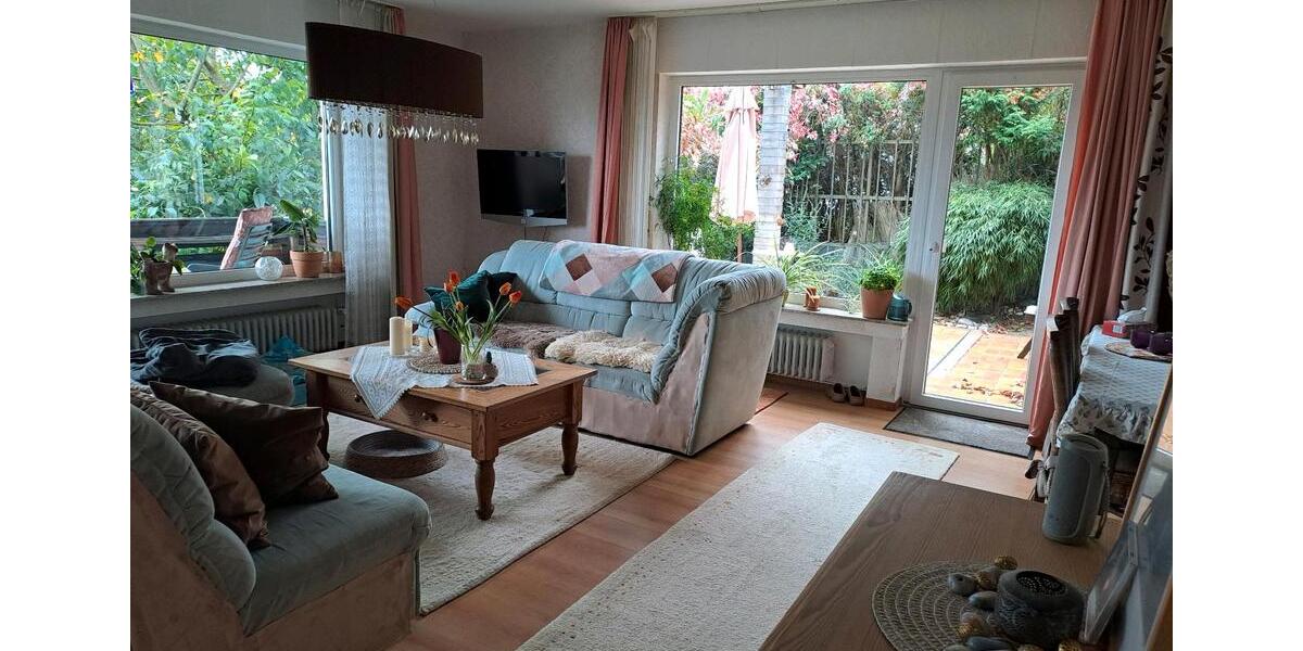 Zimmer frei in netter Haus-WG Ü40 1 zimmer