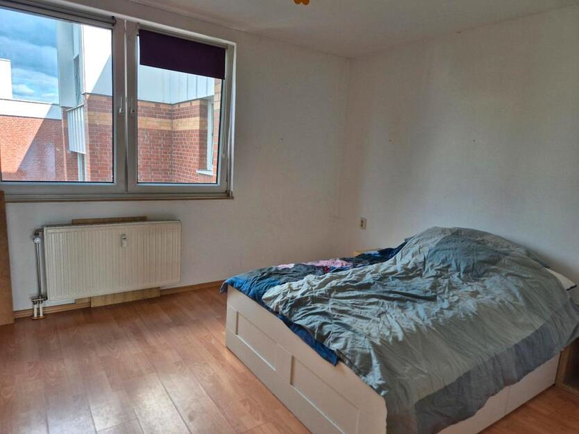 möblierte Zimmer zur Untermiete auf Zeit in Buchheim