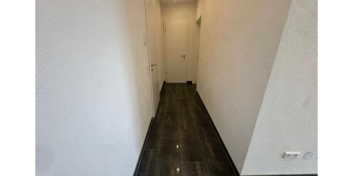 Dachgeschoßwohnung Rheinhausen - 4 Zimmer, 102 m&sup2;, 1.650&euro; | Angebot:24891175