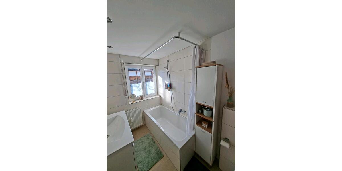 Kurzzeitvermietung (von 01.08.26 - 31.03.2027) 4 zimmer