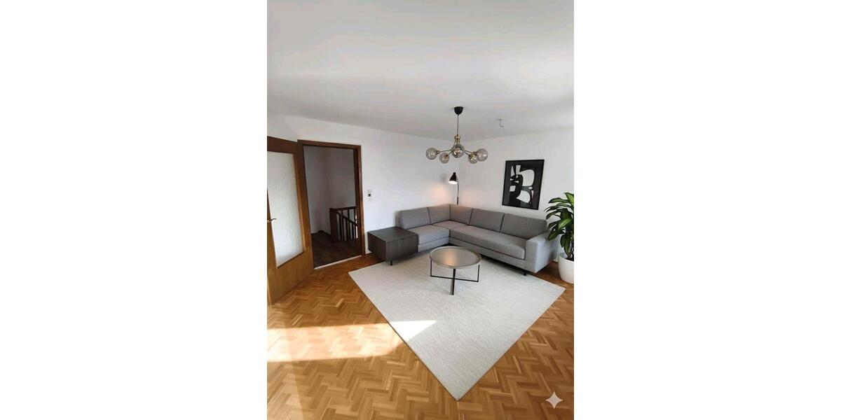 Etagenwohnung Traunstein - 5 Zimmer, 92 m&sup2;, 1.160&euro; | Angebot:24978593