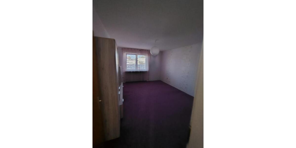 Etagenwohnung Eschwege - 4 Zimmer, 100 m&sup2;, 700&euro; | Angebot:24889953