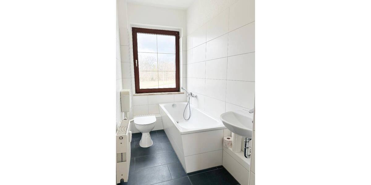 Etagenwohnung Nünchritz Merschwitz - 3 Zimmer, 62 m&sup2;, 320&euro; | Angebot:25998316