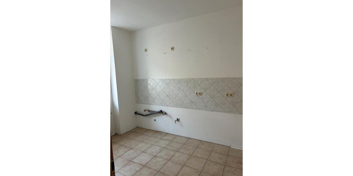 Erdgeschoßwohnung Zeitz - 2 Zimmer, 56 m&sup2;, 530&euro; | Angebot:25837945