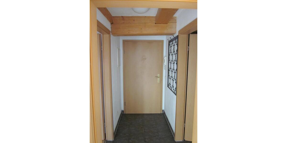 Dachgeschoßwohnung Freiberg - 2 Zimmer, 41 m&sup2;, 300&euro; | Angebot:25639162