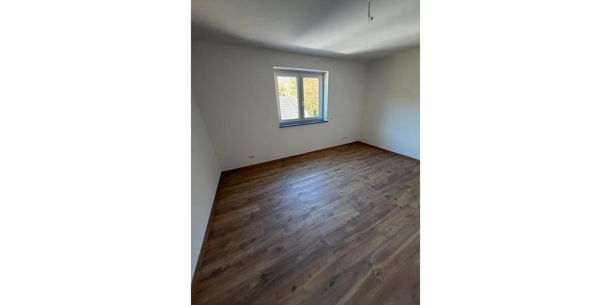 Etagenwohnung Rheinböllen - 2 Zimmer, 100 m&sup2;, 900&euro; | Angebot:26265777