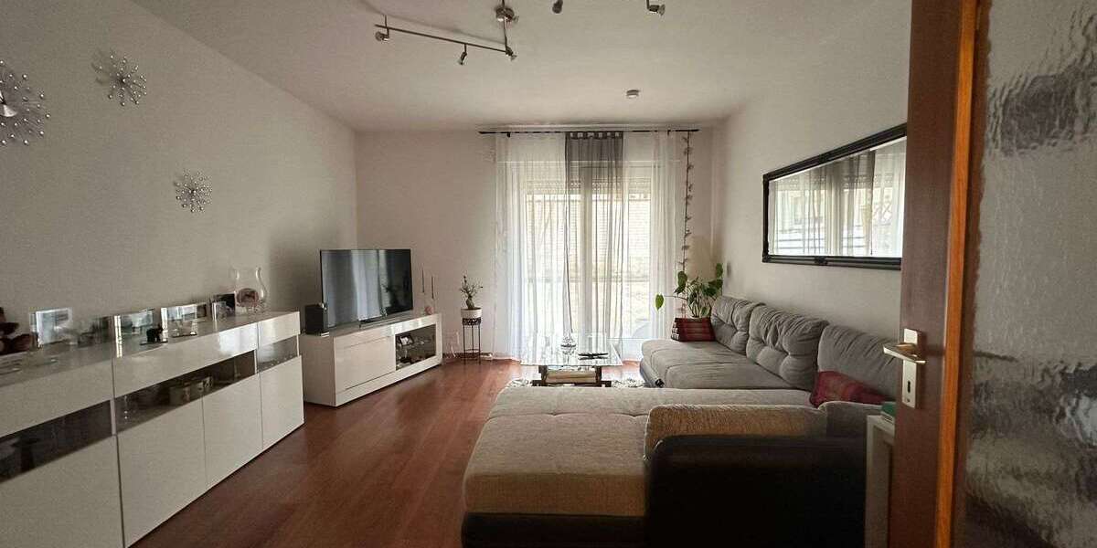 Etagenwohnung Essen Südviertel - 2 Zimmer, 39 m&sup2;, 465&euro; | Angebot:25383449