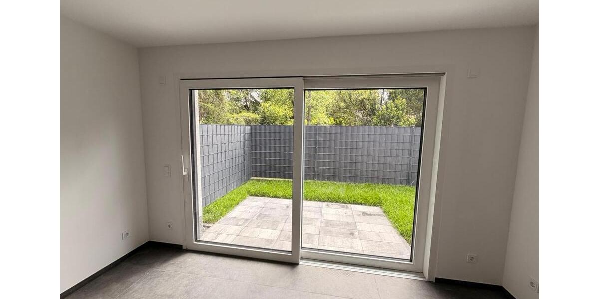Reihenhaus Mörfelden-Walldorf Walldorf - 3 Zimmer, 105 m&sup2;, 2.200&euro; | Angebot:26629208