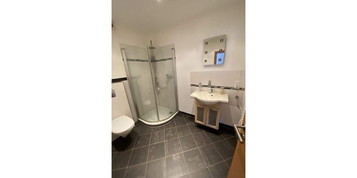 Mehrfamilienhaus, Wohnhaus Gillenfeld - 3 Zimmer, 65 m&sup2;, 570&euro; | Angebot:26751039