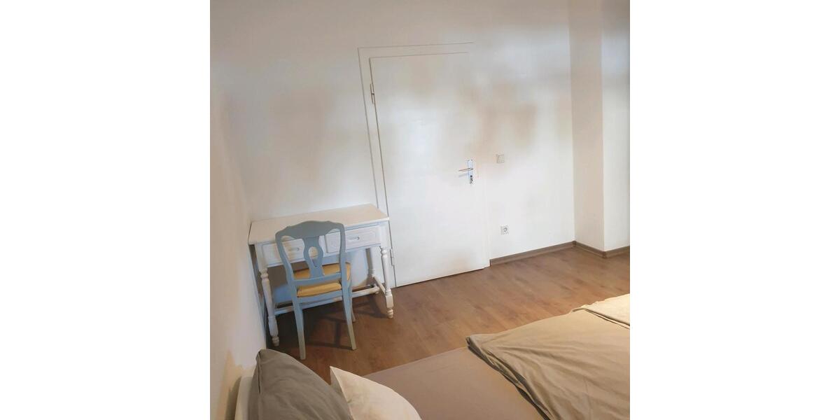 Wohnen auf Zeit Homburg - 2 Zimmer, 16 m&sup2;, 450&euro; | Angebot:26021189