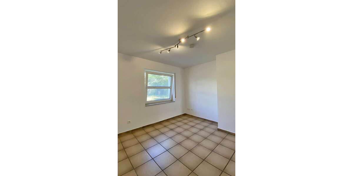 Etagenwohnung Kaiserslautern - 2 Zimmer, 34 m&sup2;, 350&euro; | Angebot:27199843
