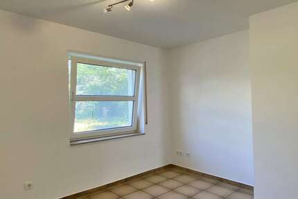 Wohnung Kaiserslautern - 2 Zimmer, 34 m&sup2;, 350&euro; | Angebot:27199843