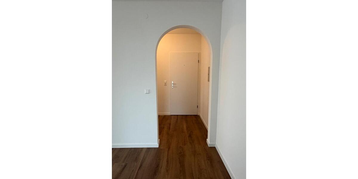 Etagenwohnung Essingen - 4 Zimmer, 92 m&sup2;, 1.250&euro; | Angebot:25298780